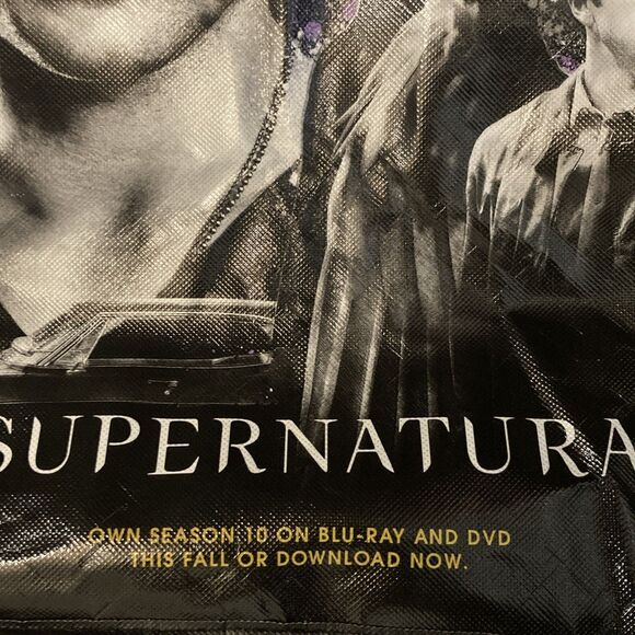 2015 Comic Con Supernatural Exclusive Oversized Swag Bag CW main image 4